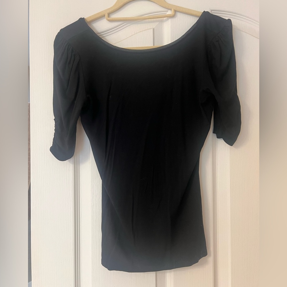 NWOT White House Black Market black top. Size small.